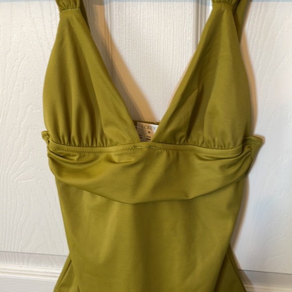 J. Crew One-Piece Bathing Suit, olive 🫒/ army green,plunging v neck - Picture 5 of 14
